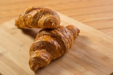 Croissant Plain