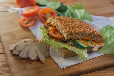 Chicken bun sandwich