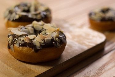 Doughnut Chocolate&nut