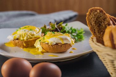 Eggs Royale